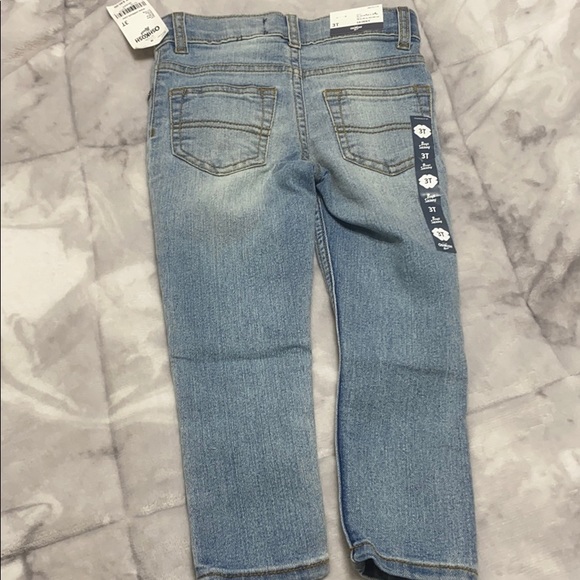 Brand new OshKosh toddler jeans - Picture 3 of 4